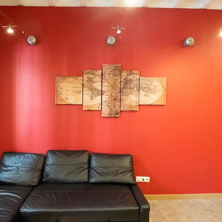Nice Apartment In Sants Barcelona Bagian luar foto